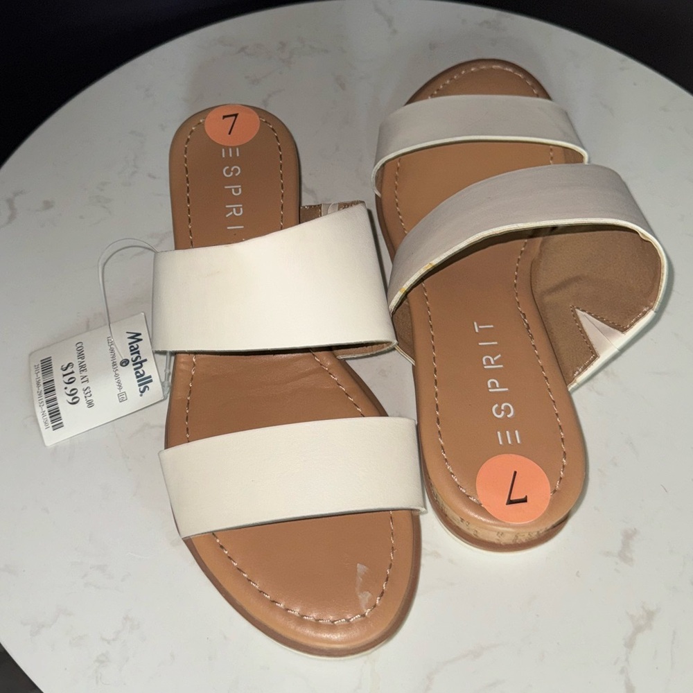 Women’s White flat sandals
